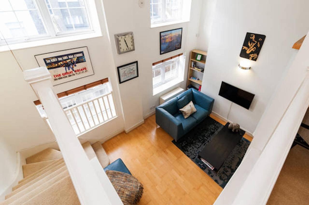 Central 2-Bed, 2-Bath Sanctuary Near Holborn Station, Covent Garden & West End ロンドン エクステリア 写真