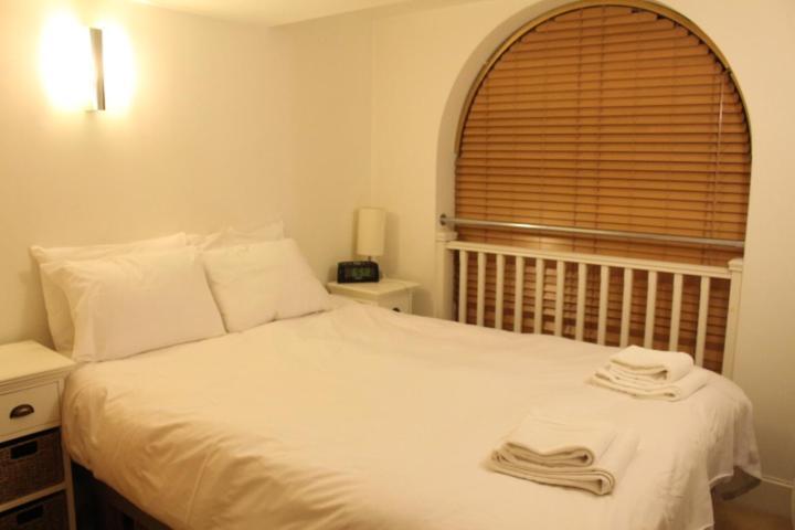 Central 2-Bed, 2-Bath Sanctuary Near Holborn Station, Covent Garden & West End ロンドン エクステリア 写真